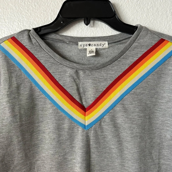 EYE CANDY Pull Over Gay Long Sleeves Crew Neckline Top Large BNWT - Picture 3 of 7